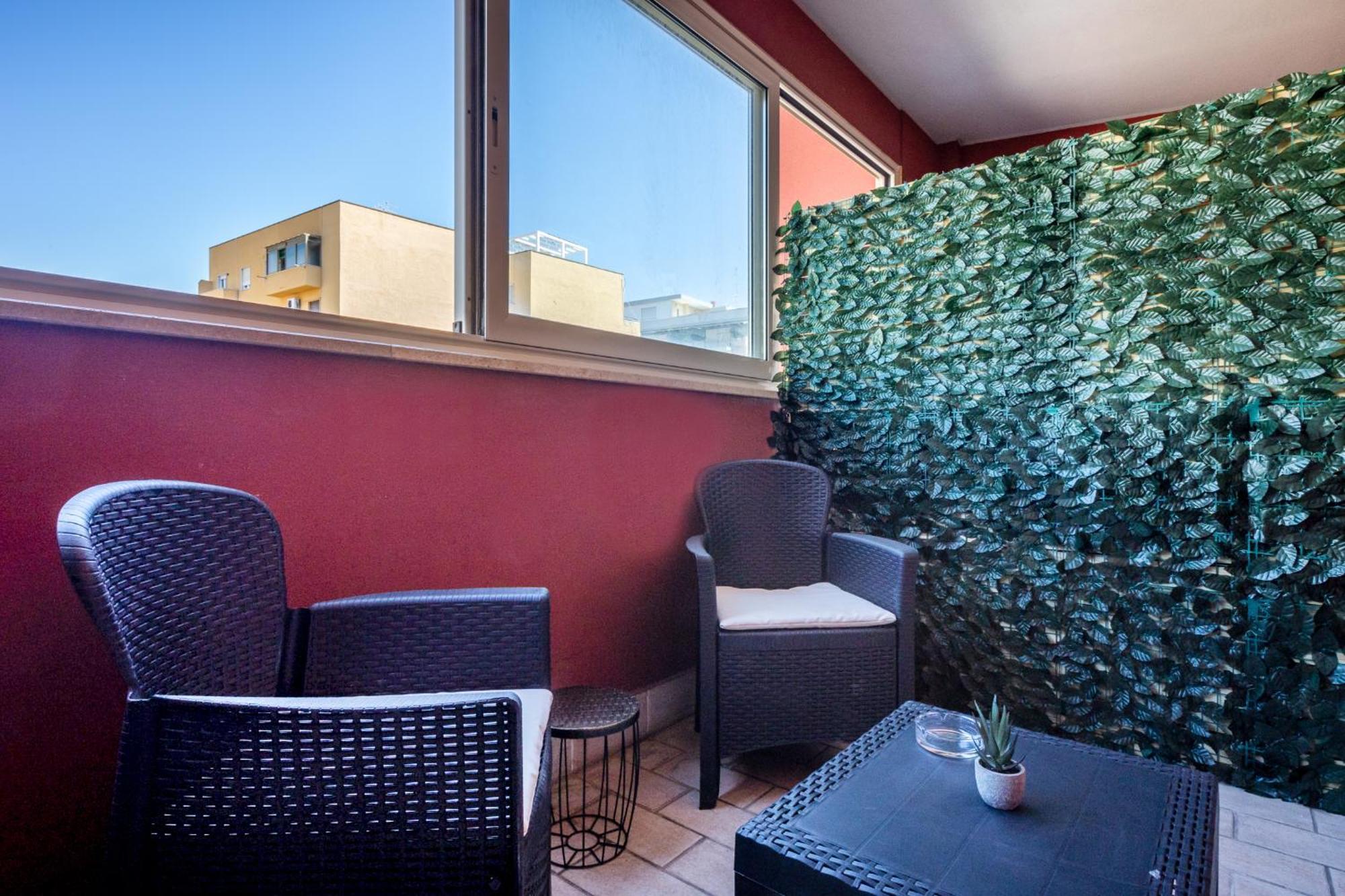 Fior Di Loto Central Cagliari Bagian luar foto